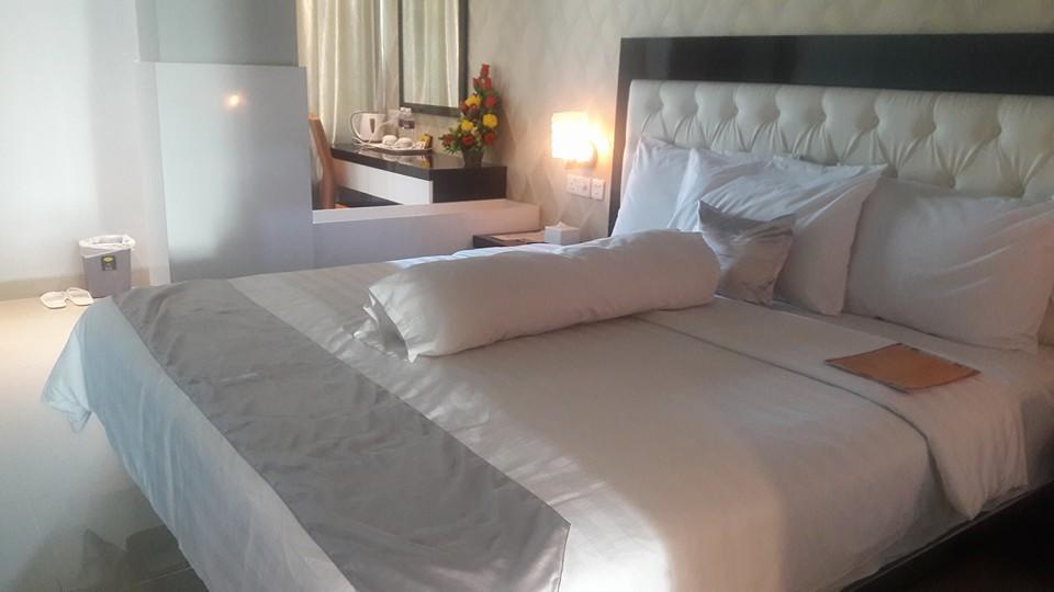 Kaliban Hotel Batam Екстериор снимка